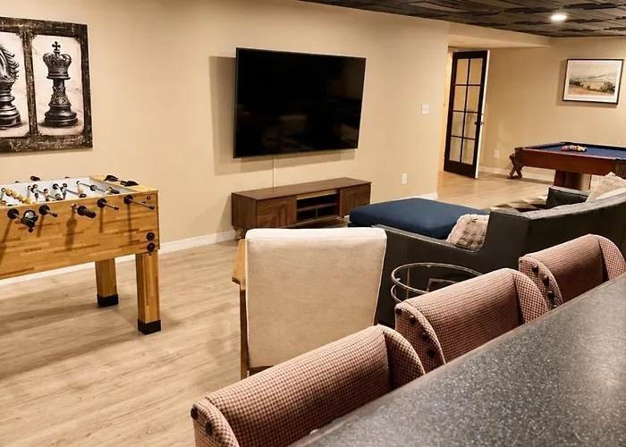 Holiday home Ultimate Family Retreat-sleeps 9