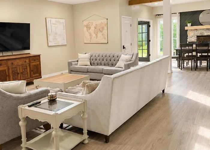 Holiday home Ultimate Family Retreat-sleeps 9 Tulsa