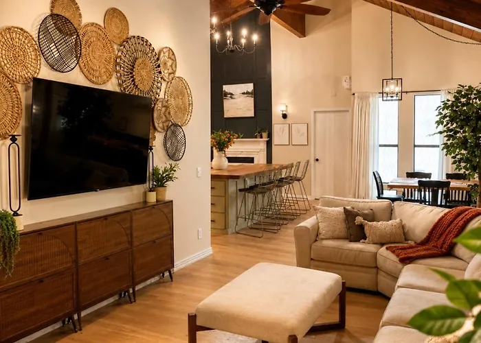 Ultimate Family Retreat-sleeps 9