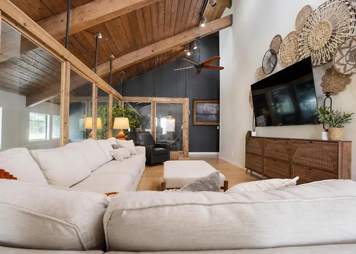 Ultimate Family Retreat-sleeps 9 Holiday home Tulsa